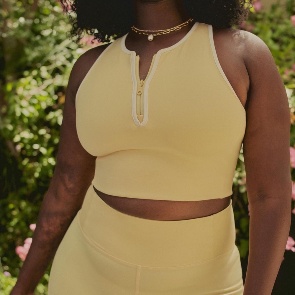 Dylan Zip Sports Bra in Lemonade
